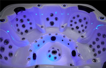 Гидромассажный спа-бассейн Joyee SPA Berlin